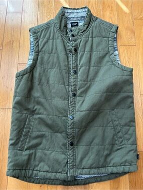 UNION Men's Olive Quilted Vest